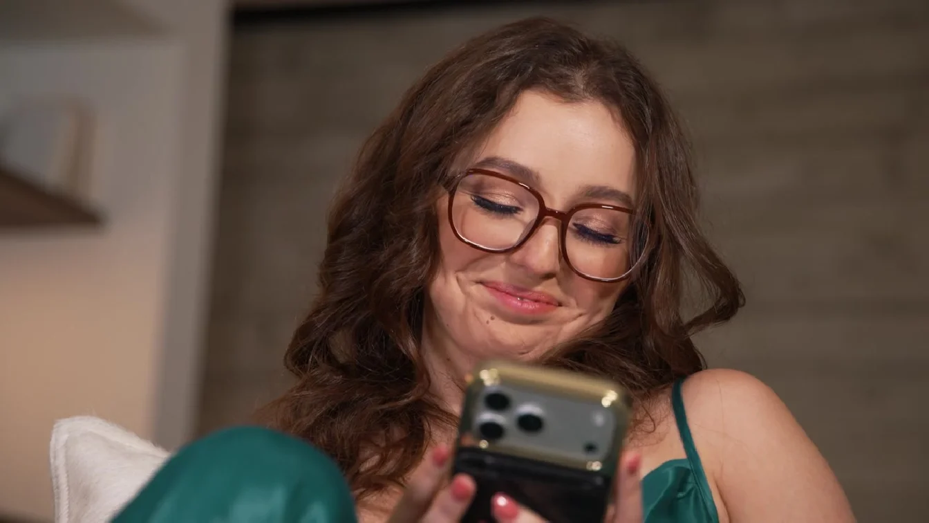 LoveHerFeet Freya Von Doom And Leana Lovings Three Is Better Than One XXX